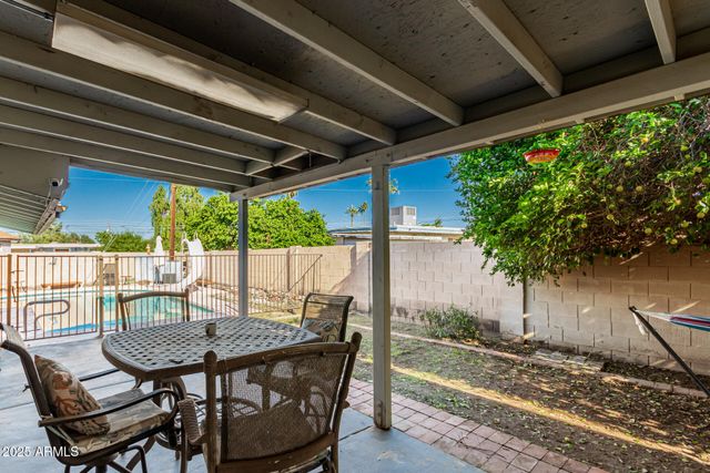 3836 W ROYAL PALM Road, Phoenix, AZ 85051