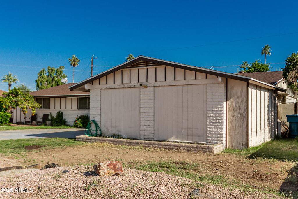 3836 W ROYAL PALM Road, Phoenix, AZ 85051