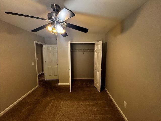 104 ROSE COTTAGE Lane, Woodstock, GA 30189