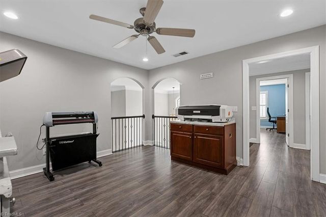 6087 Grinsted Court, Greensboro, NC 27455
