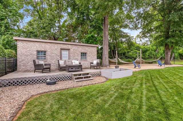6087 Grinsted Court, Greensboro, NC 27455