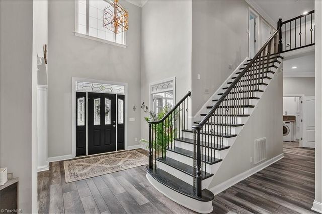 6087 Grinsted Court, Greensboro, NC 27455