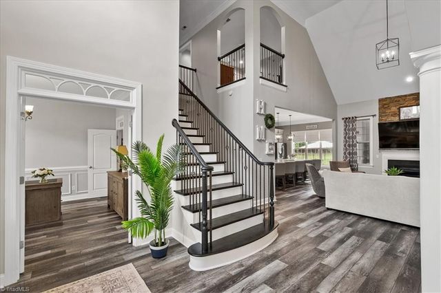 6087 Grinsted Court, Greensboro, NC 27455
