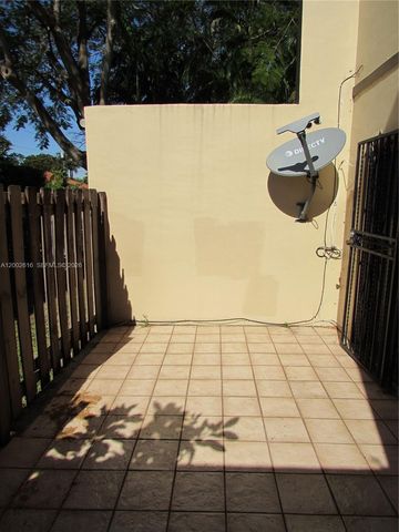 5555 Ludlam Rd 23, South Miami, FL 33155