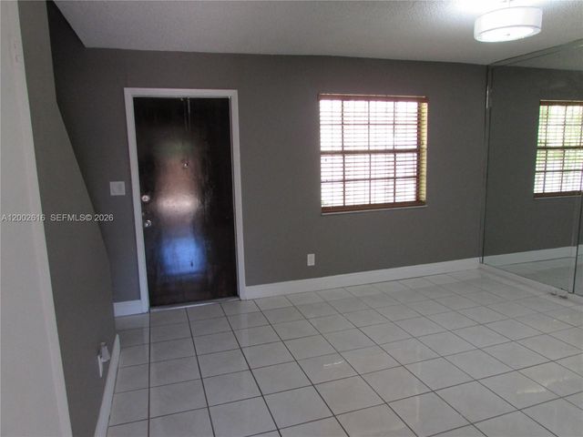 5555 Ludlam Rd 23, South Miami, FL 33155