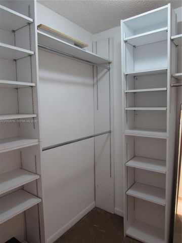 5555 Ludlam Rd 23, South Miami, FL 33155