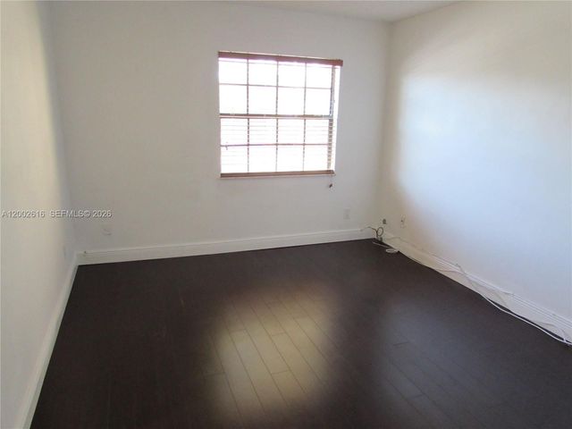 5555 Ludlam Rd 23, South Miami, FL 33155