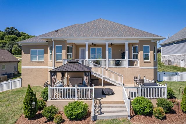 1709 Aster Dr, Columbia, TN 38401