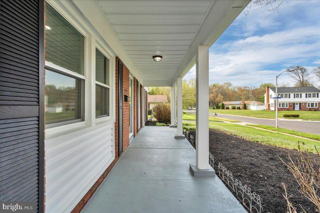 17 TOPEKA PASS, Willingboro, NJ 08046