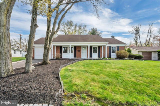 17 TOPEKA PASS, Willingboro, NJ 08046