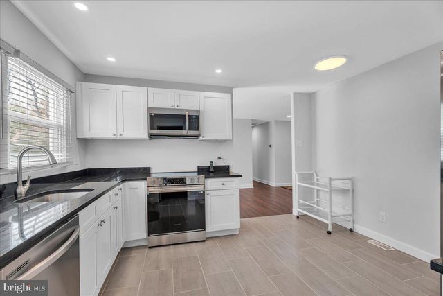 17 TOPEKA PASS, Willingboro, NJ 08046