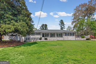 2808 Beverly Hills Drive NE, Marietta, GA 30068