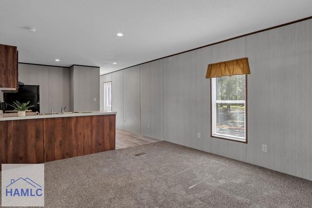 370 Briarwood Road, Jesup, GA 31545