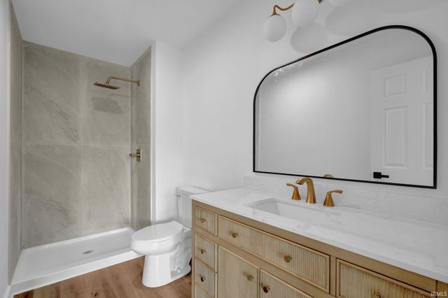 219 N Rotherwood Avenue, Evansville, IN 47711