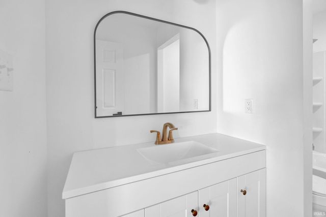 219 N Rotherwood Avenue, Evansville, IN 47711