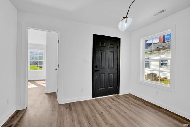 219 N Rotherwood Avenue, Evansville, IN 47711