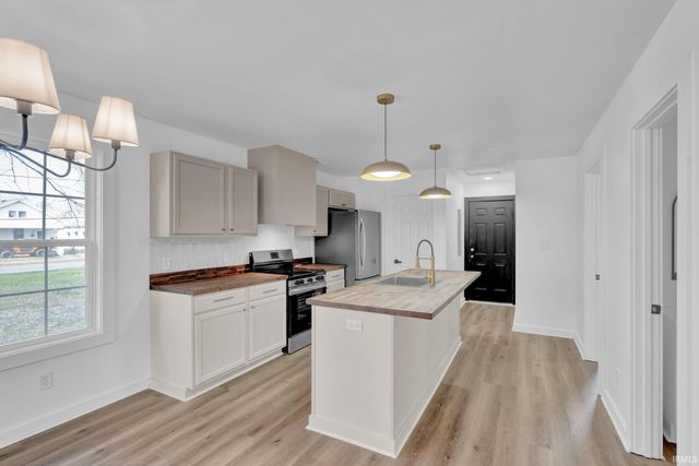 219 N Rotherwood Avenue, Evansville, IN 47711