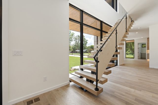 5709 Cloverland Dr A, Brentwood, TN 37027