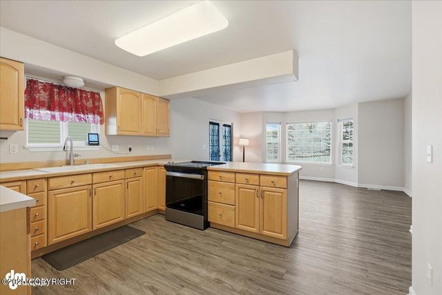 5433 Wood Hall Drive, Anchorage, AK 99516