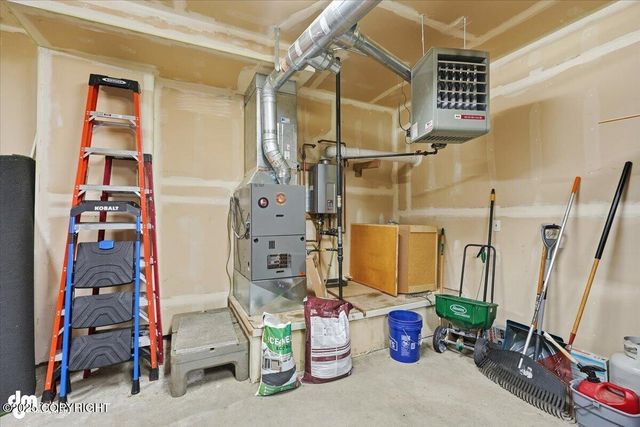 5433 Wood Hall Drive, Anchorage, AK 99516