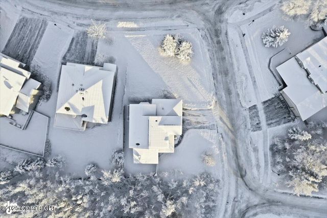 5433 Wood Hall Drive, Anchorage, AK 99516