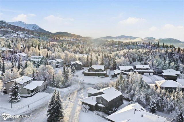 5433 Wood Hall Drive, Anchorage, AK 99516