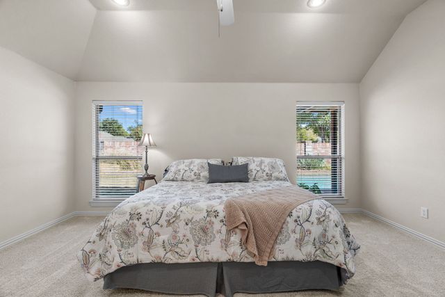 7040 Ridge Crest Drive, North Richland Hills, TX 76182