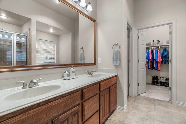 7040 Ridge Crest Drive, North Richland Hills, TX 76182