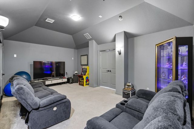 116 Thoroughbred Drive, Hickory Creek, TX 75065