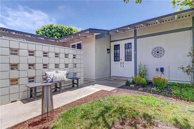 252 Calle Aragon B, Laguna Woods, CA 92637