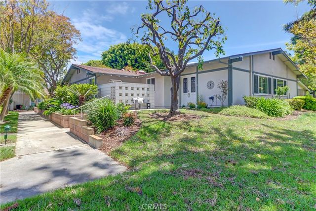 252 Calle Aragon B, Laguna Woods, CA 92637