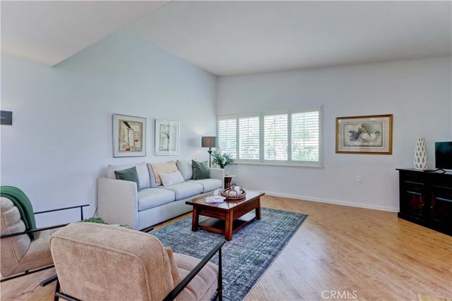 252 Calle Aragon B, Laguna Woods, CA 92637