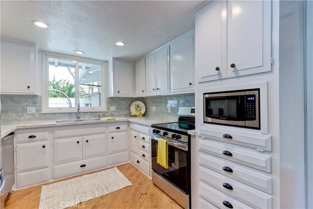 252 Calle Aragon B, Laguna Woods, CA 92637