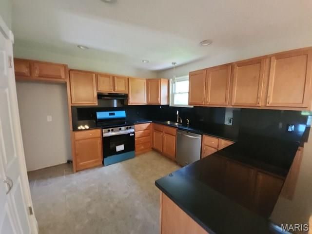 712 Tanglewood, Festus, MO 63028