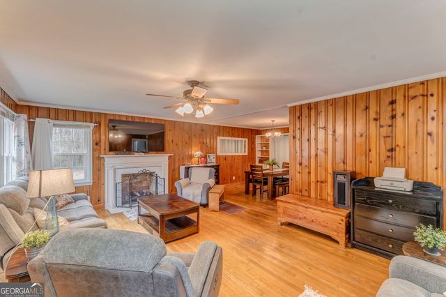 1046 Old Cedartown Road SE, Lindale, GA 30147