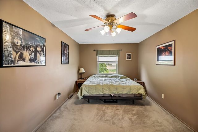 8653 Twincreek Drive, Franklin, OH 45005
