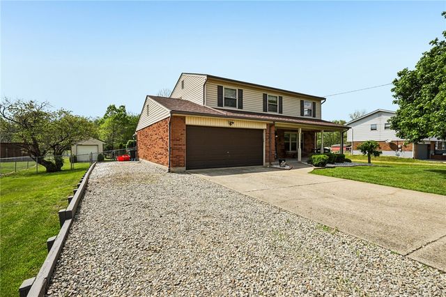 8653 Twincreek Drive, Franklin, OH 45005