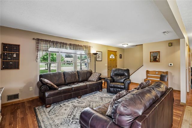 8653 Twincreek Drive, Franklin, OH 45005
