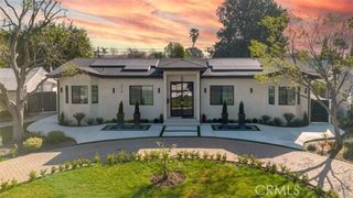 7714 Lasaine Avenue, Northridge (los Angeles), CA 91325