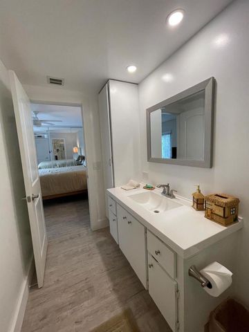 2531 25th Court, Jupiter, FL 33477