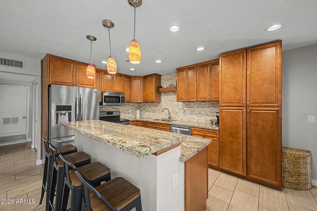 356 S Moreno Circle, Litchfield Park, AZ 85340