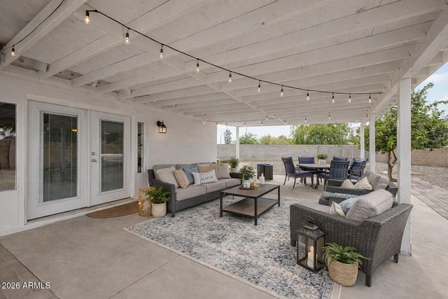 356 S Moreno Circle, Litchfield Park, AZ 85340