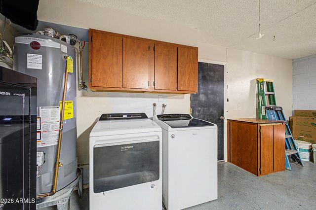 356 S Moreno Circle, Litchfield Park, AZ 85340