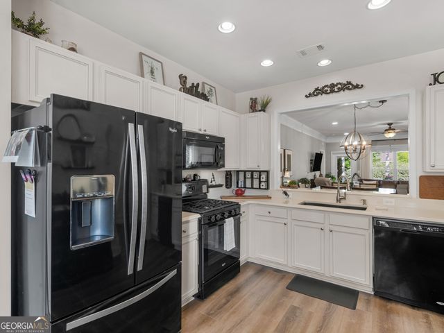 209 English Ivy Drive, Griffin, GA 30223