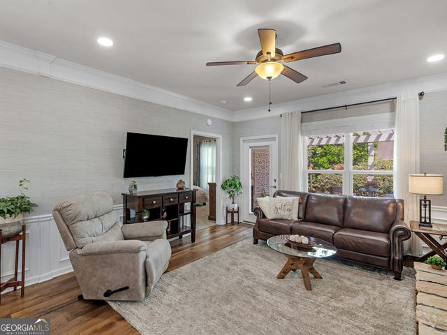 209 English Ivy Drive, Griffin, GA 30223