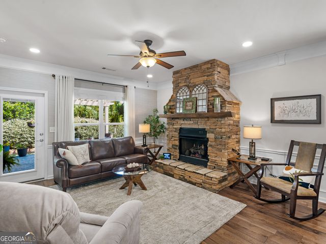 209 English Ivy Drive, Griffin, GA 30223