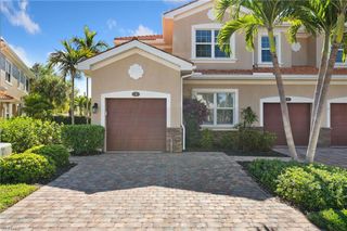 28078 Sosta LN 3, Bonita Springs, FL 34135