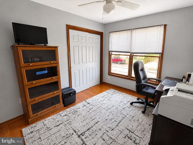 21 SYLVAN BLVD, Howell, NJ 07731