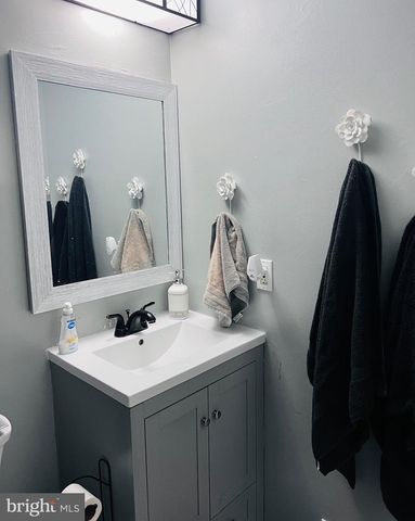 5122 COTTONWOOD CT, Fredericksburg, VA 22407