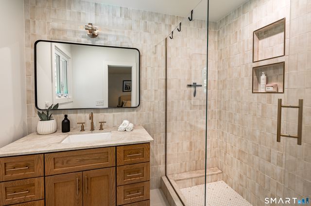 35 Katrina Circle, Bethel, CT 06801